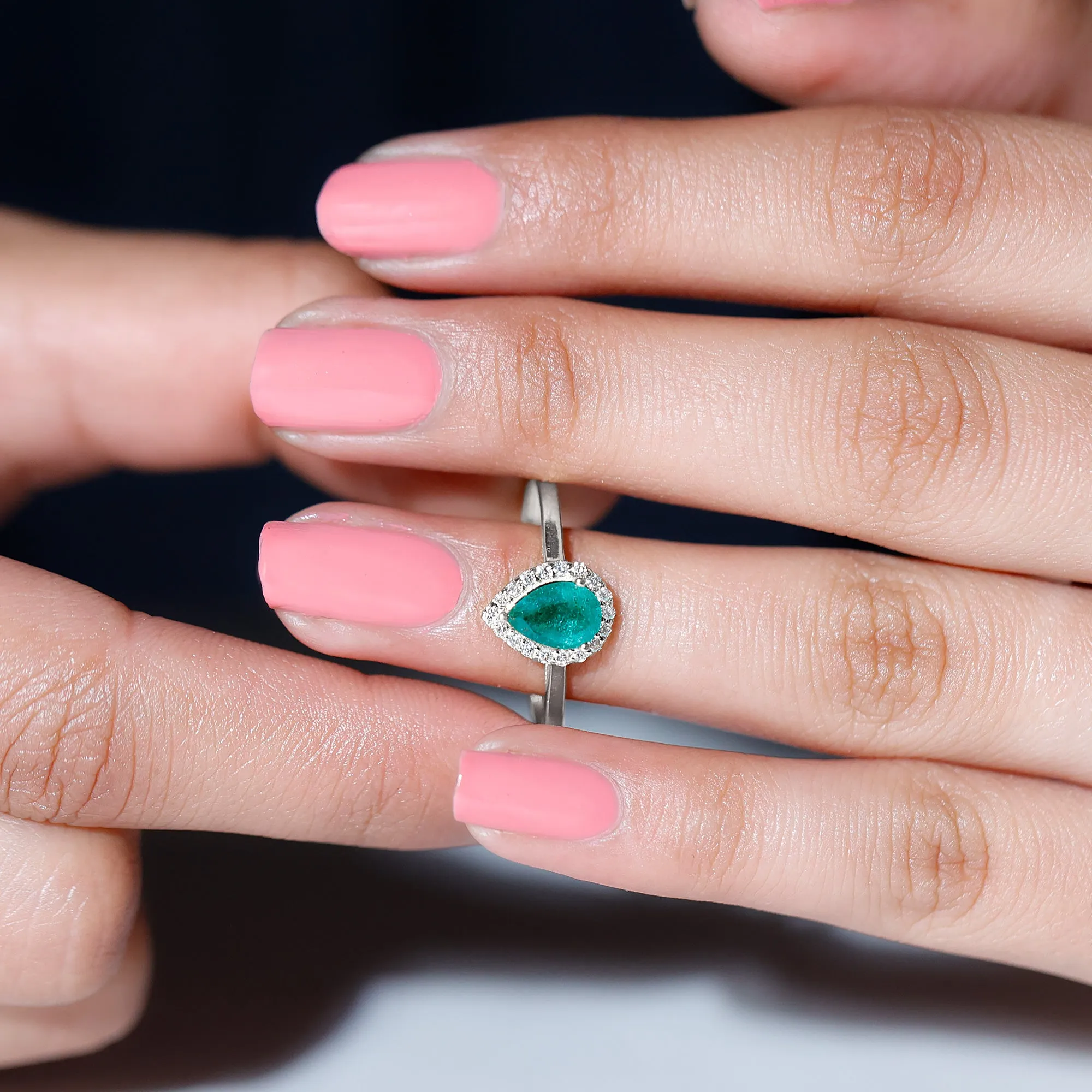 1 CT Emerald Teardrop Engagement Ring with Diamond Halo