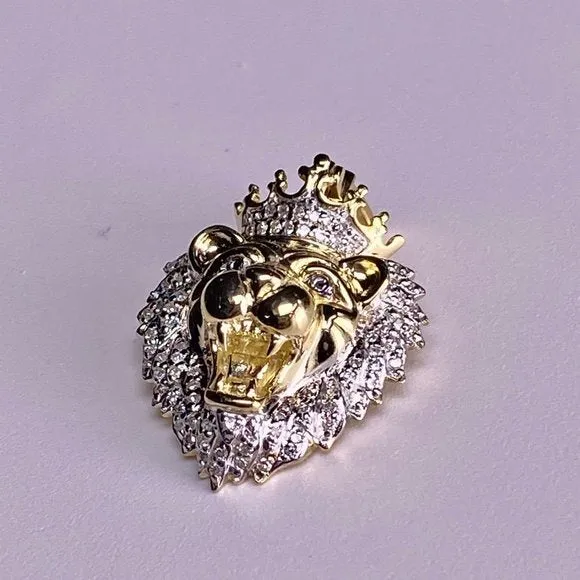10K Yellow Gold Men's Round Diamond Lion Pendant