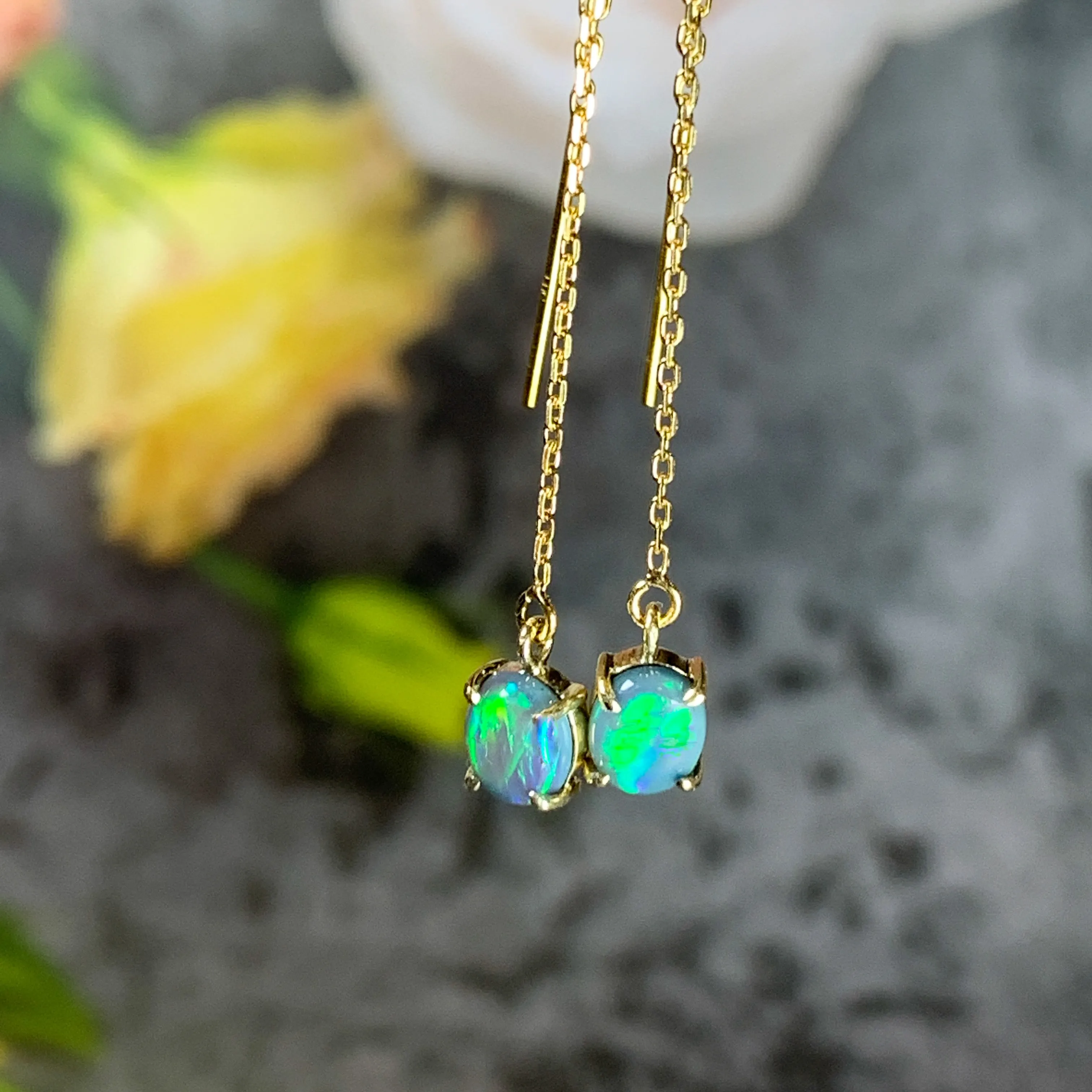 14kt Yellow Gold chain dangling earring with Black Opals 0.9ct