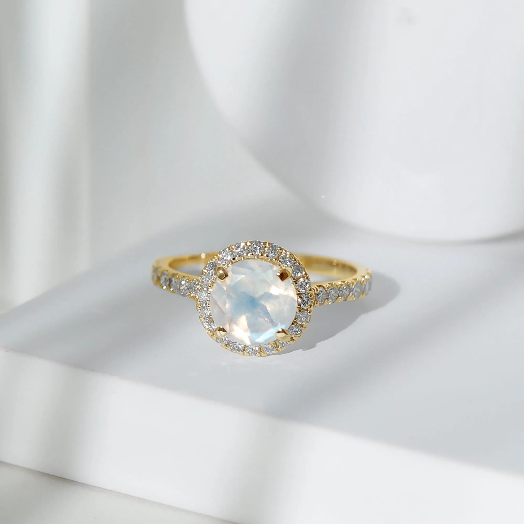 1.75 CT Round Moonstone Halo Engagement Ring with Diamond