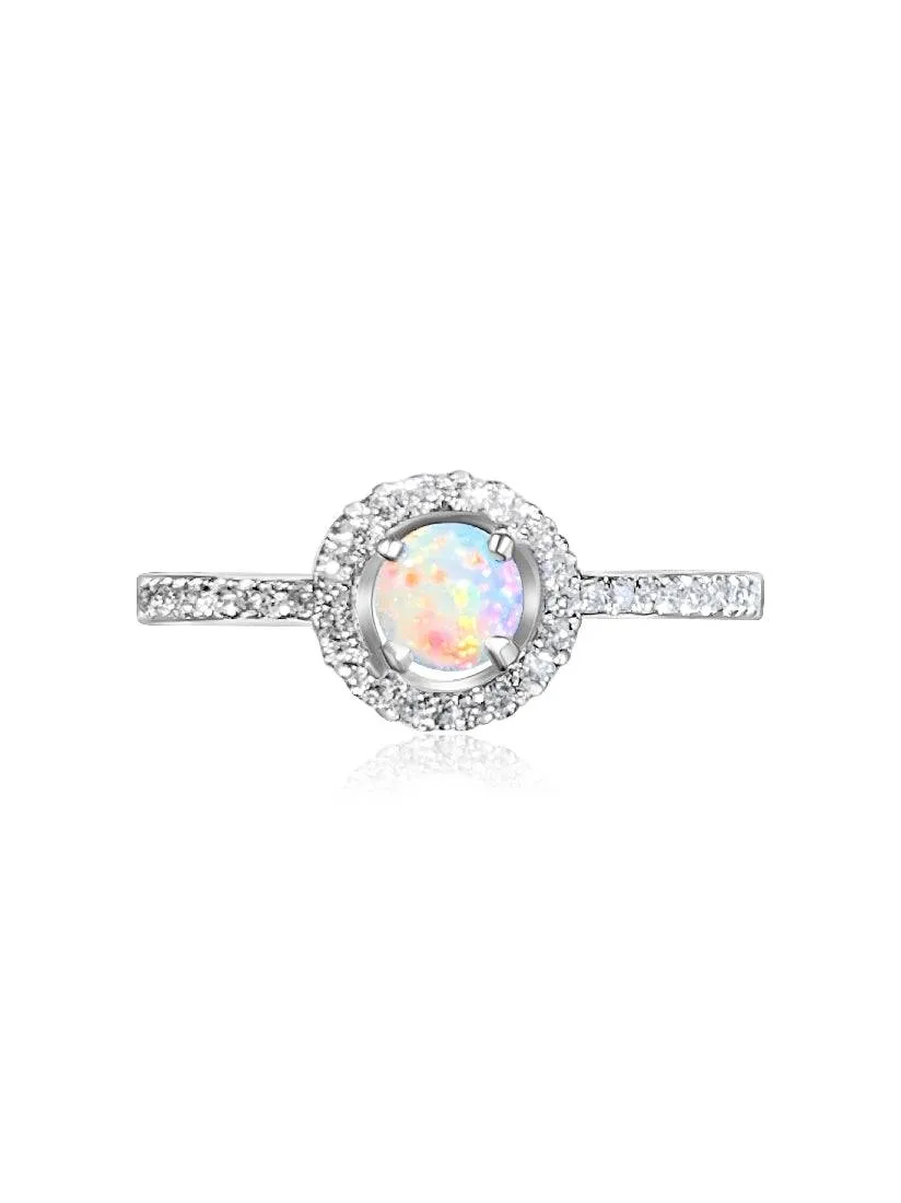 18kt White Gold Diamond and Opal ring