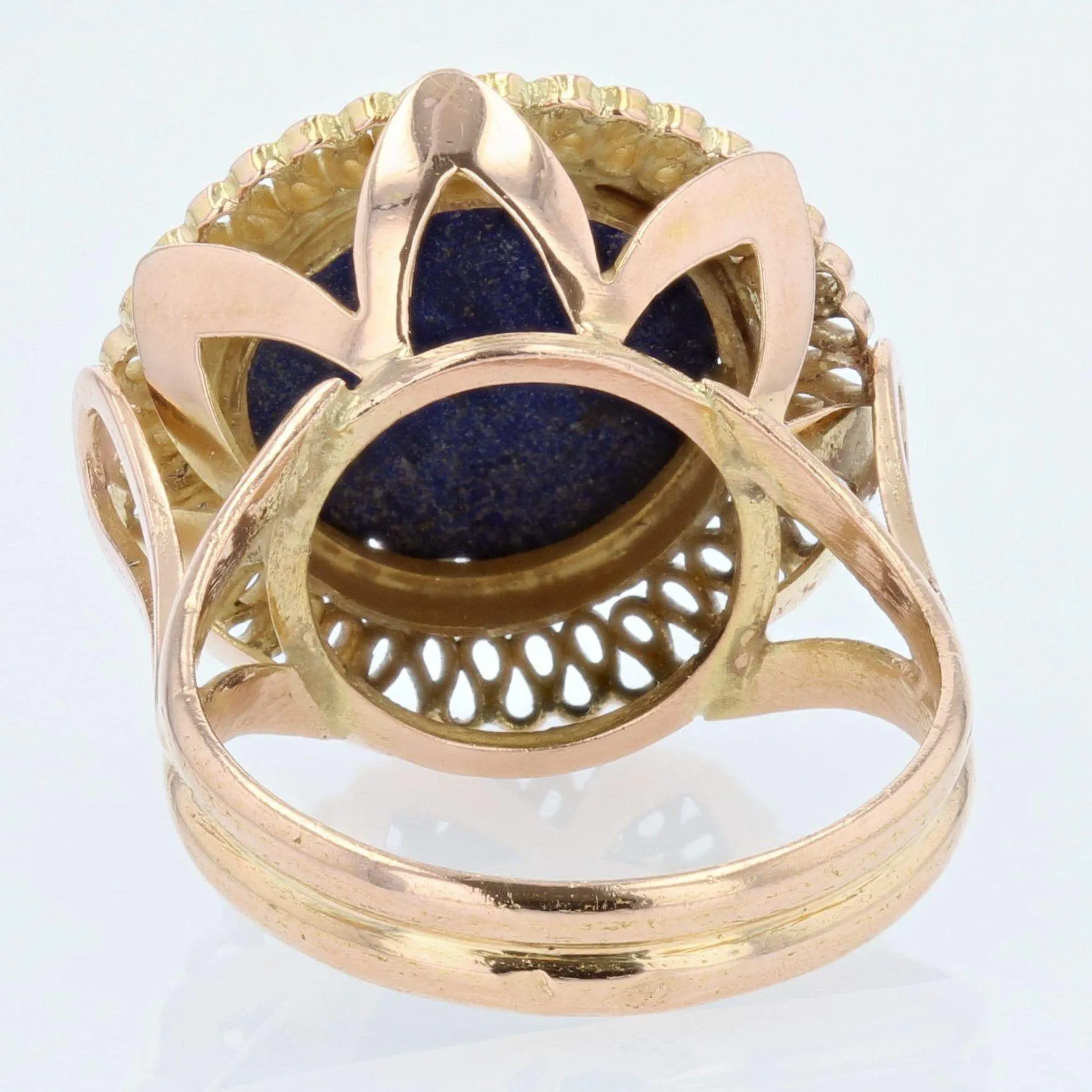 1960s Retro 4, 25 Carat Lapis Lazuli 18 Karat Yellow Gold Ring