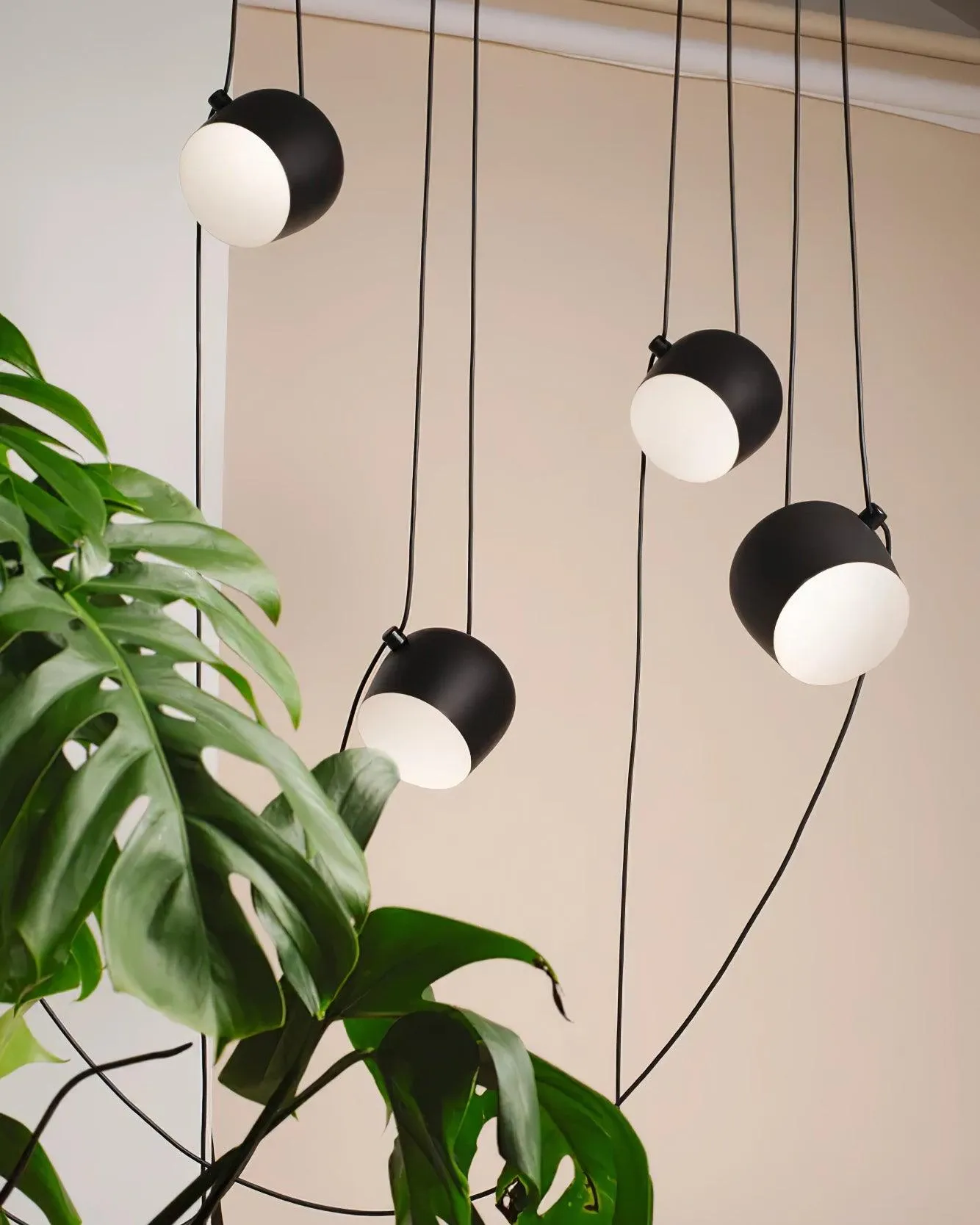 Aim Pendant Light