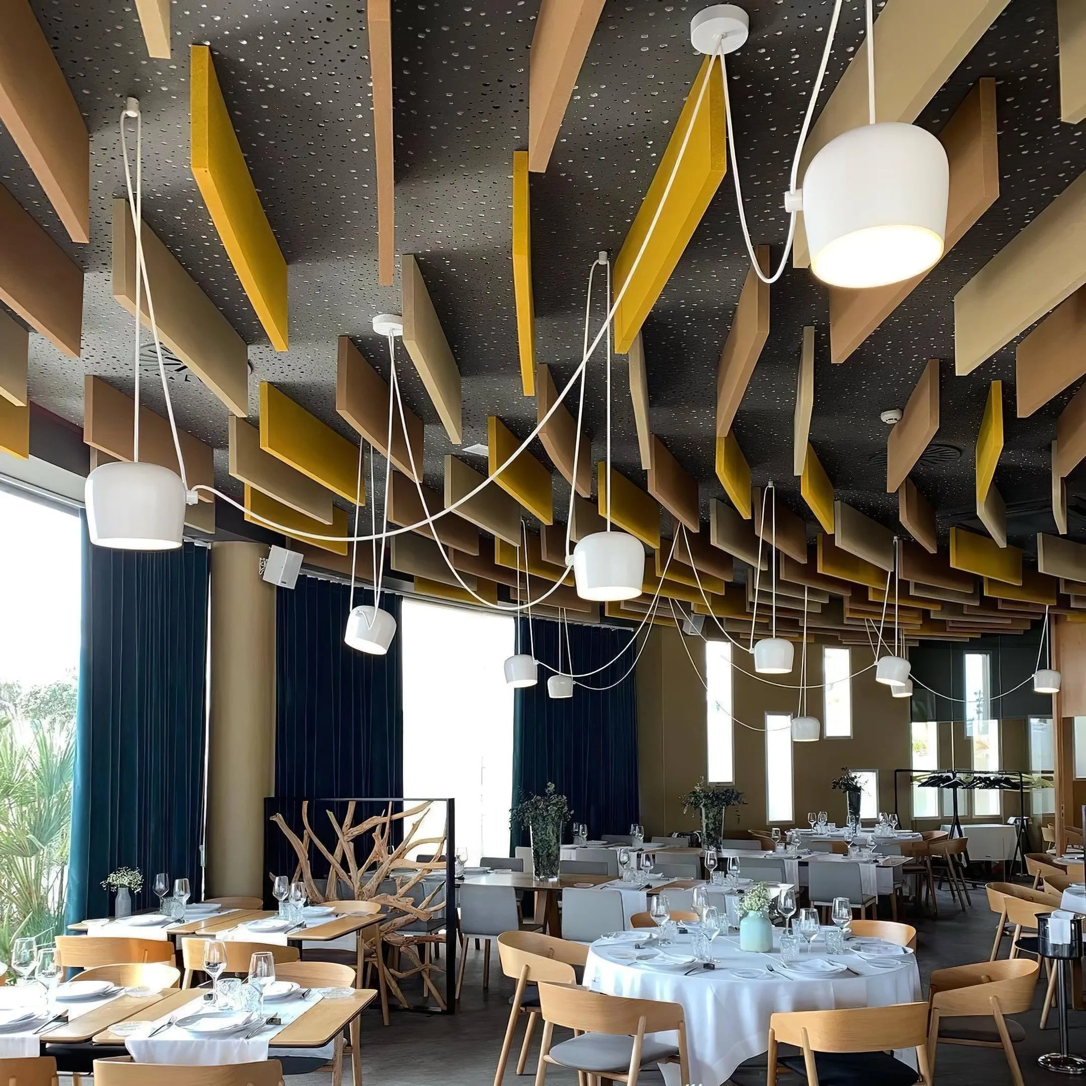 Aim Pendant Light