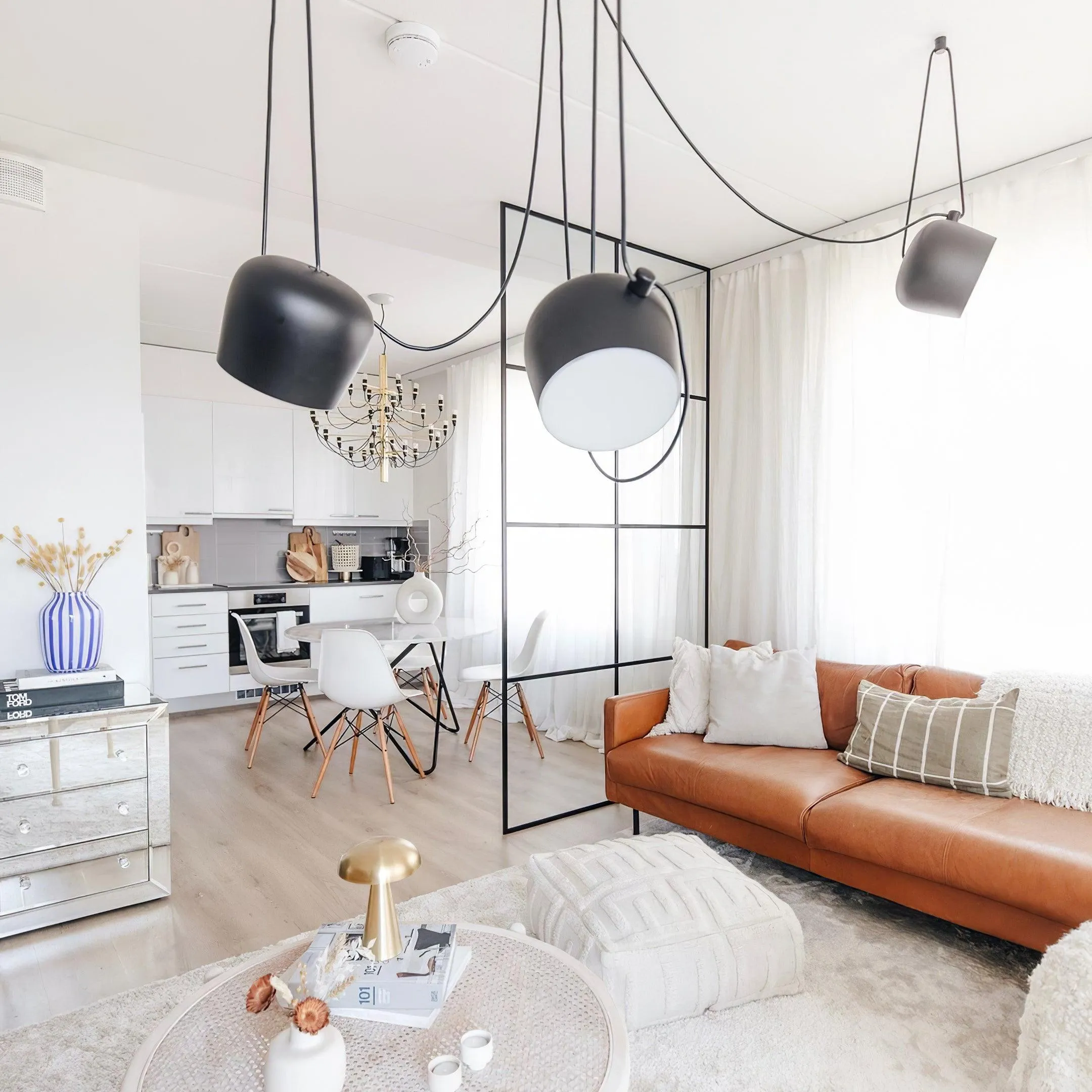 Aim Pendant Light