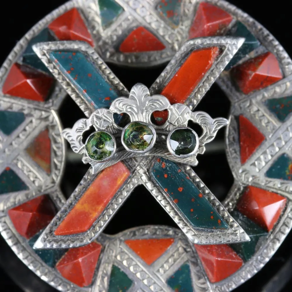 Antique Victorian Scottish Brooch Agate Circa 1860