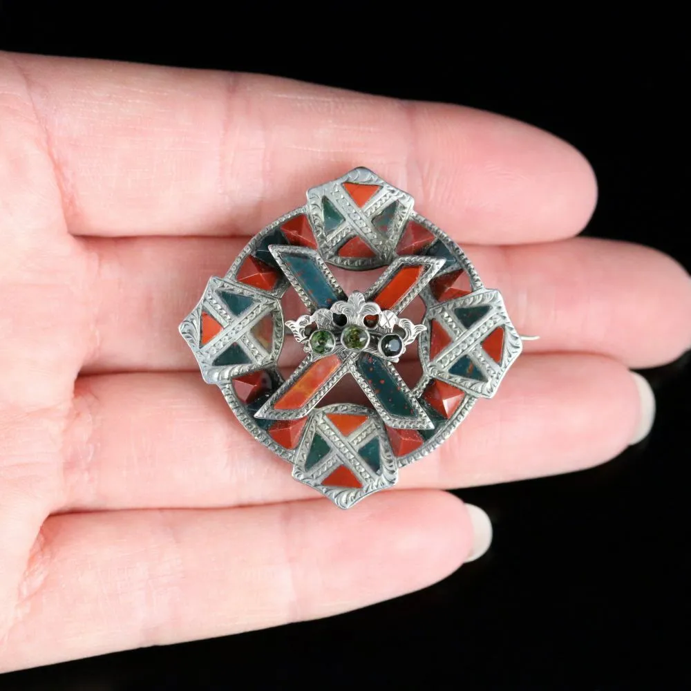 Antique Victorian Scottish Brooch Agate Circa 1860