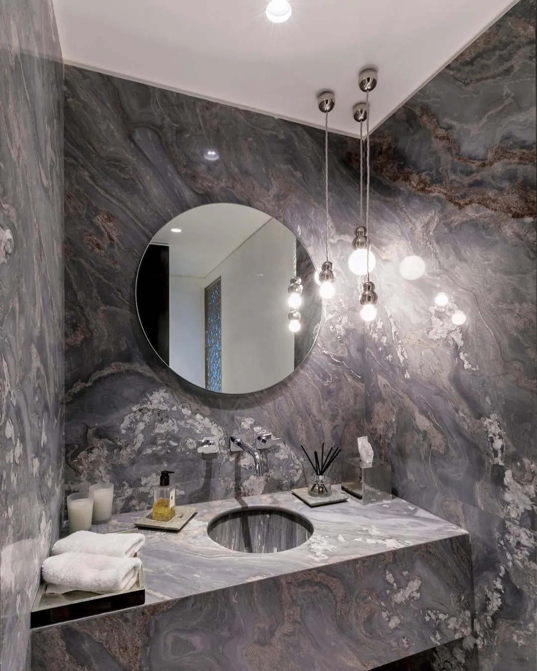 Ball Pendant Lamp