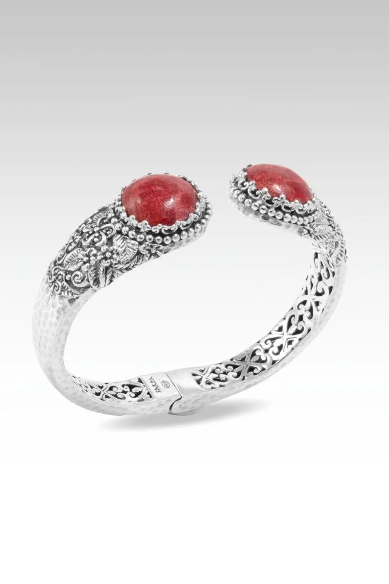 Bloom Where You are Planted Tip-to-Tip Bracelet™ in Red Sponge Coral