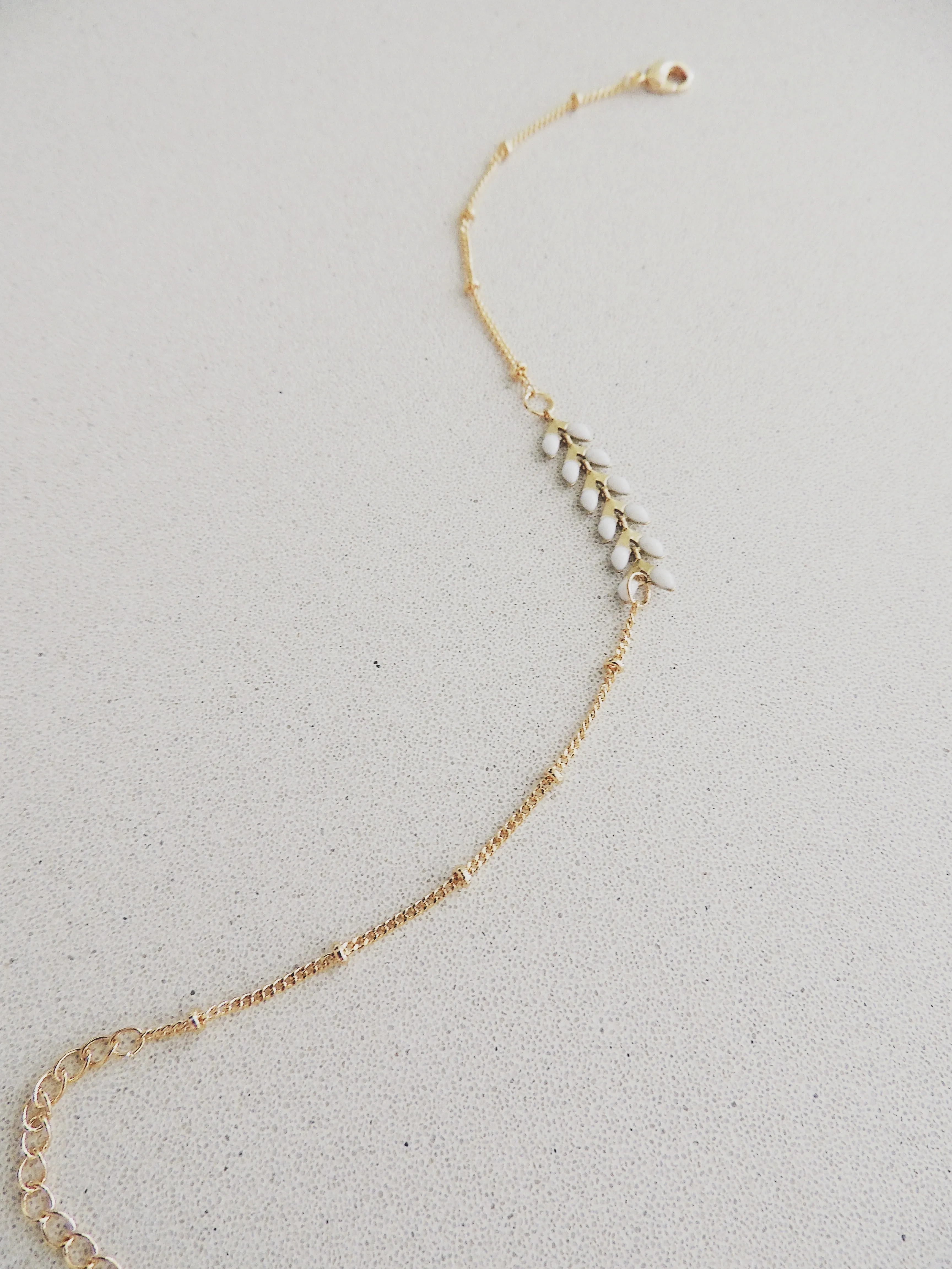 Enamel Fish Bracelet-Pearl
