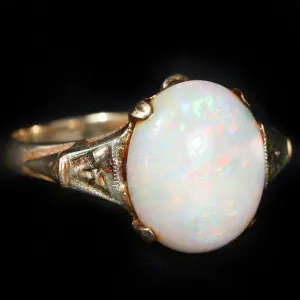 Estate 10K Yellow Gold 2.68 Carat Opal Ring