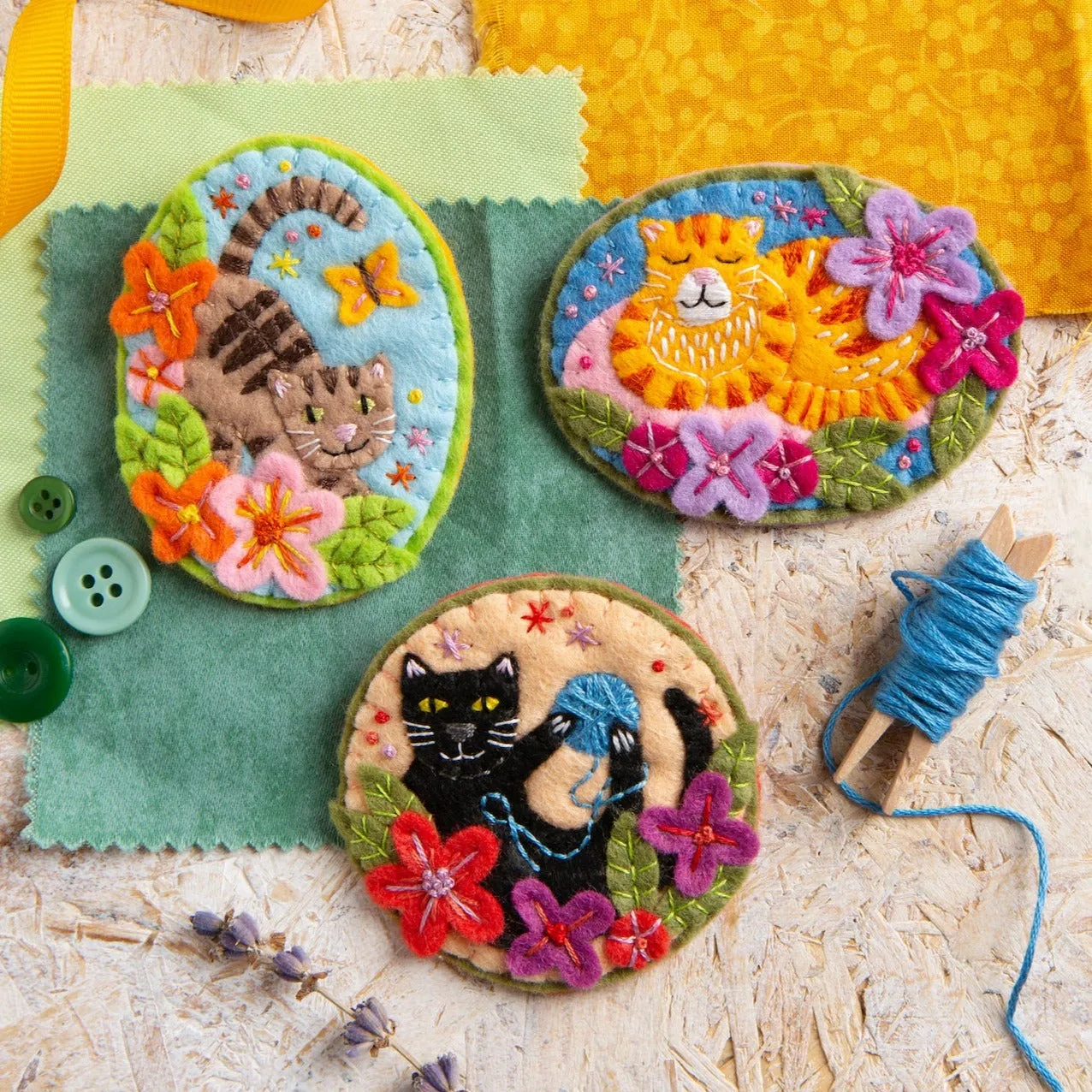 Ginger Cat Felt Craft Brooch Kit