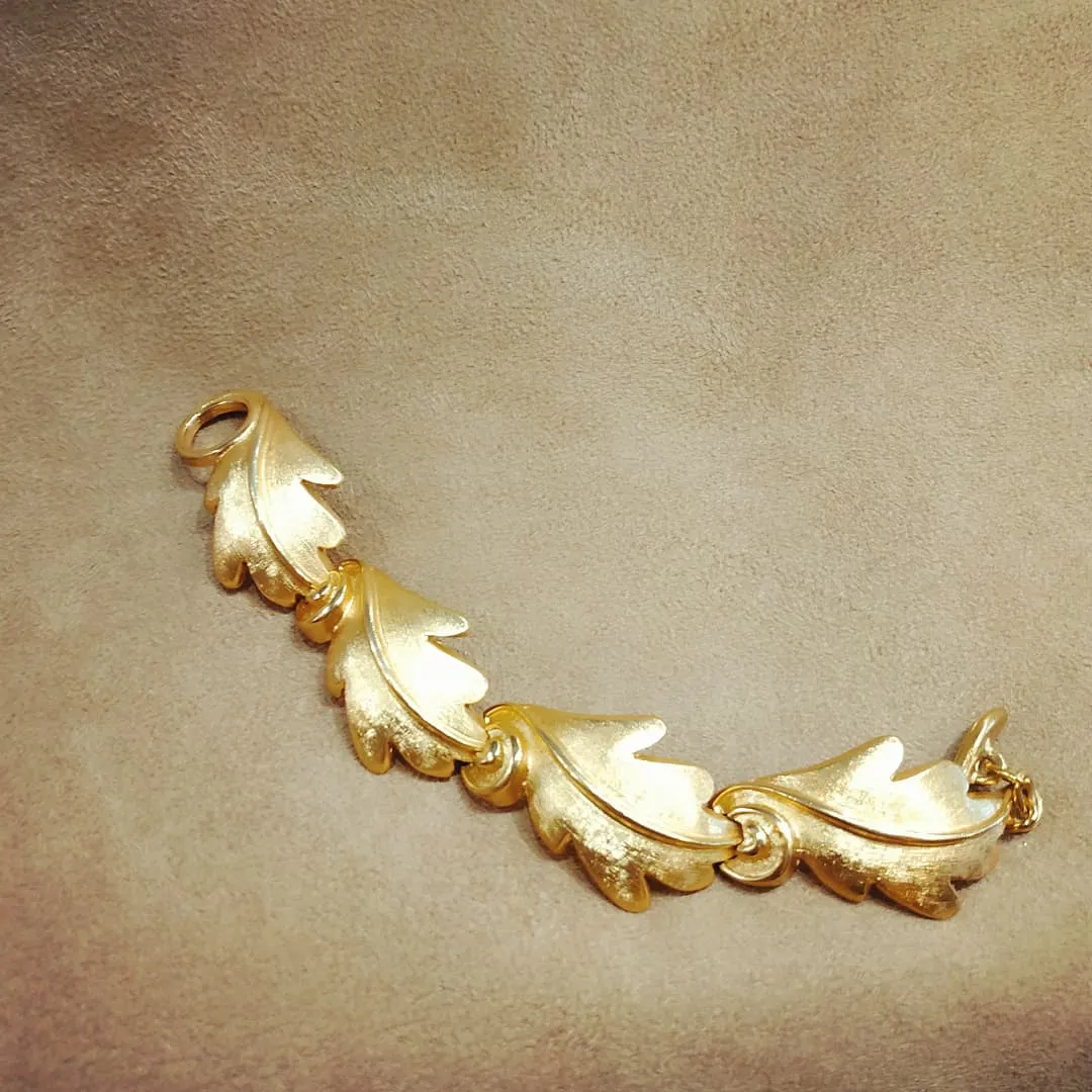 Guy Laroche Gold Leaf Bracelet