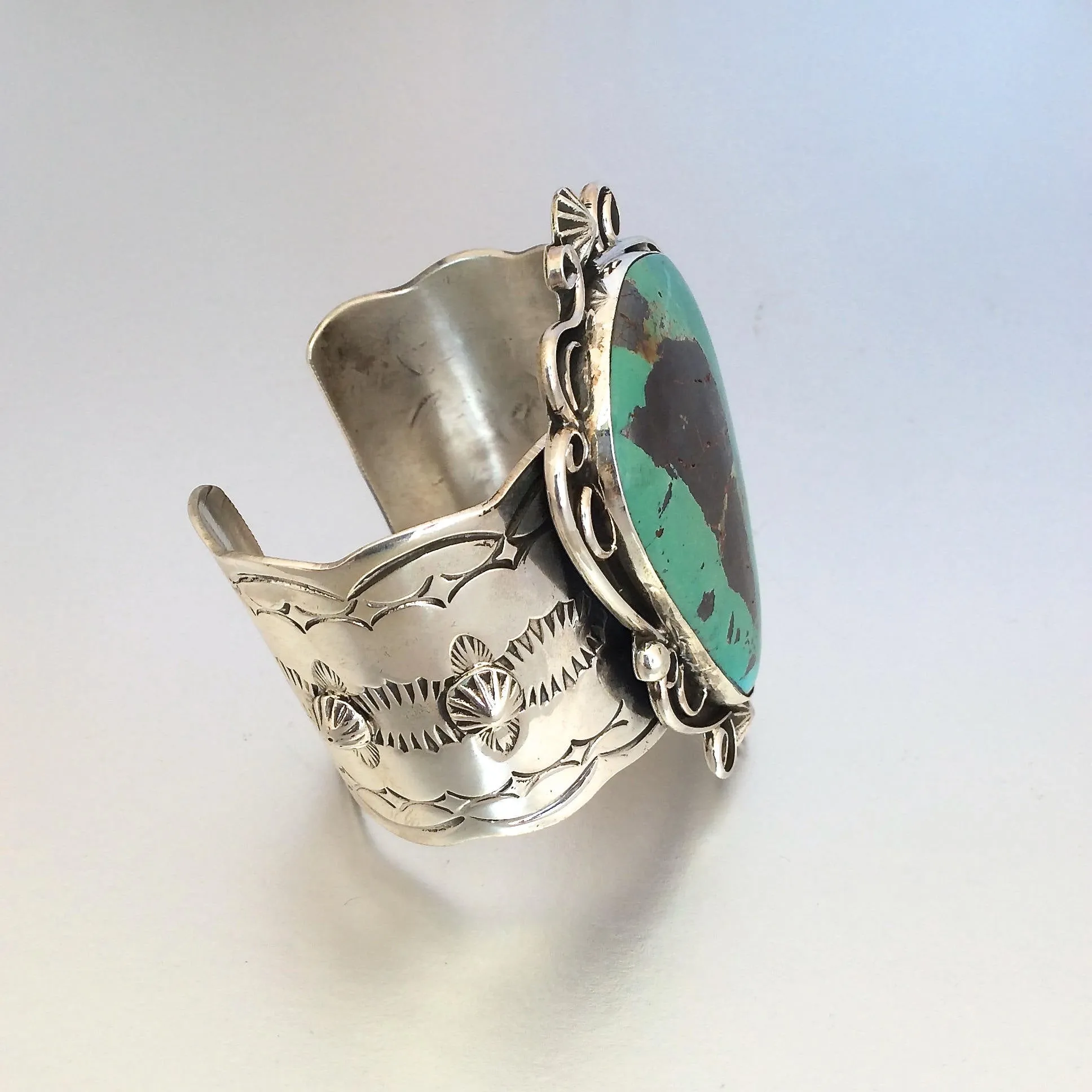 Huge CHIMNEY BUTTE Sterling Silver & Turquoise Cuff
