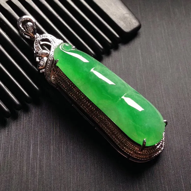 Natural Jade Pendant Jadeite Gold Pendant PT535