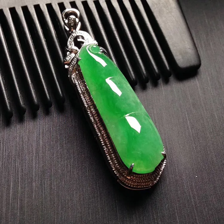 Natural Jade Pendant Jadeite Gold Pendant PT535