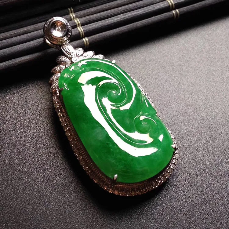 Natural Jade Pendant Jadeite Gold Ruyi Pendant PT452