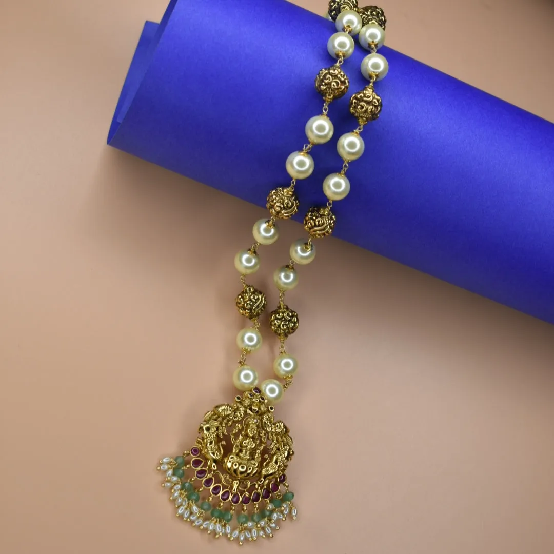 "Divine Elegance: Nagas Goddess Lakshmi Pendant Adorned with Pearl Chain"