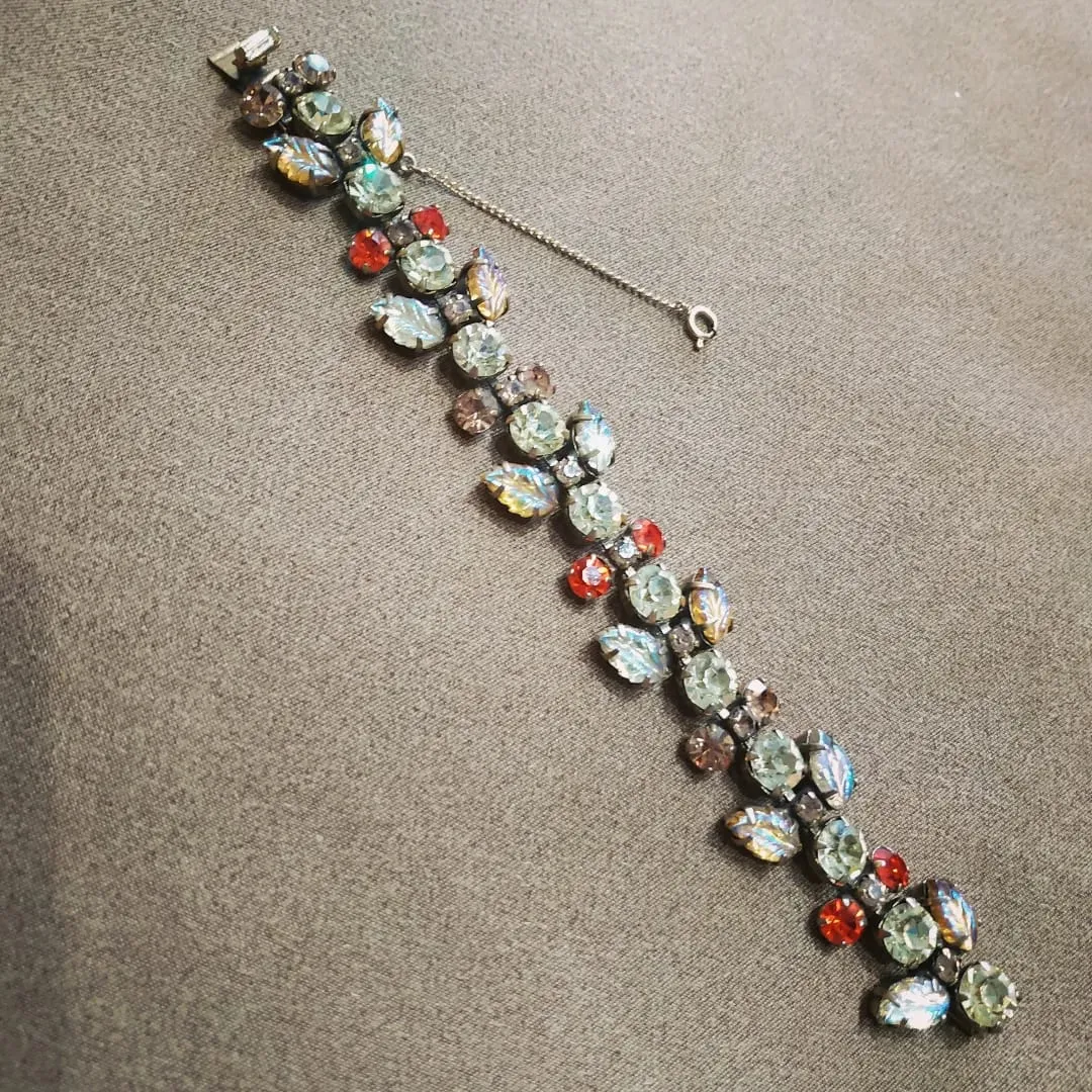 Regency Statement AutumnLeafy Bracelet