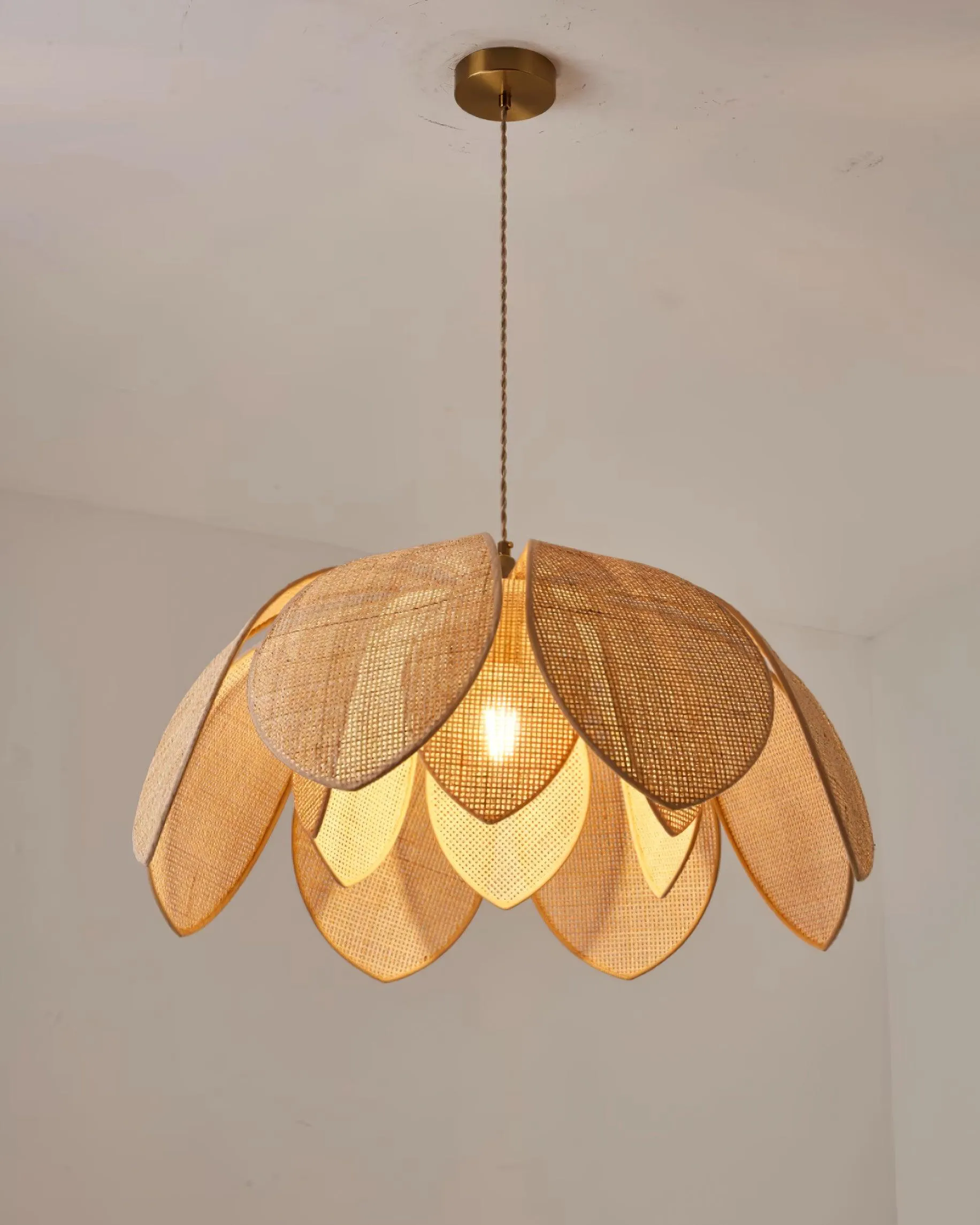 Ritta Pendant Light 25.6″- 11.8″