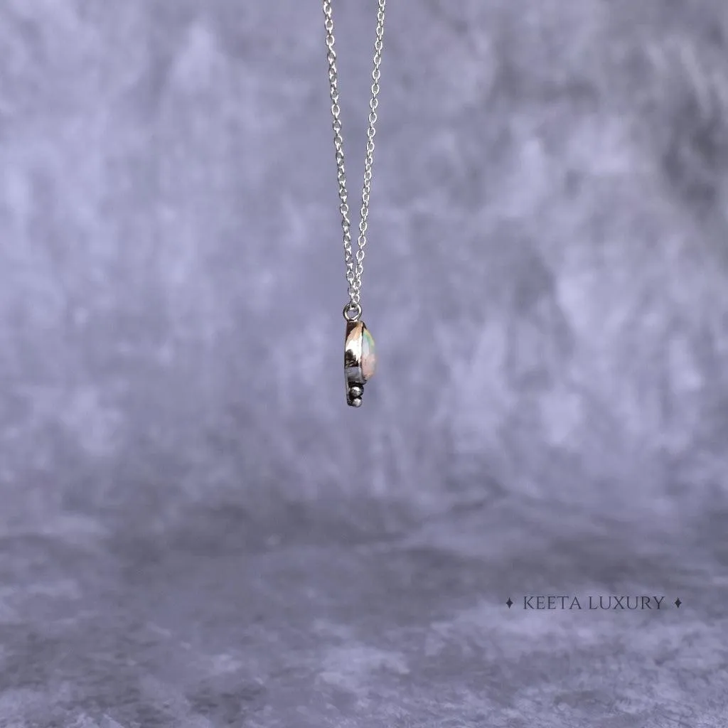 Simplicity Spell - Opal Necklace