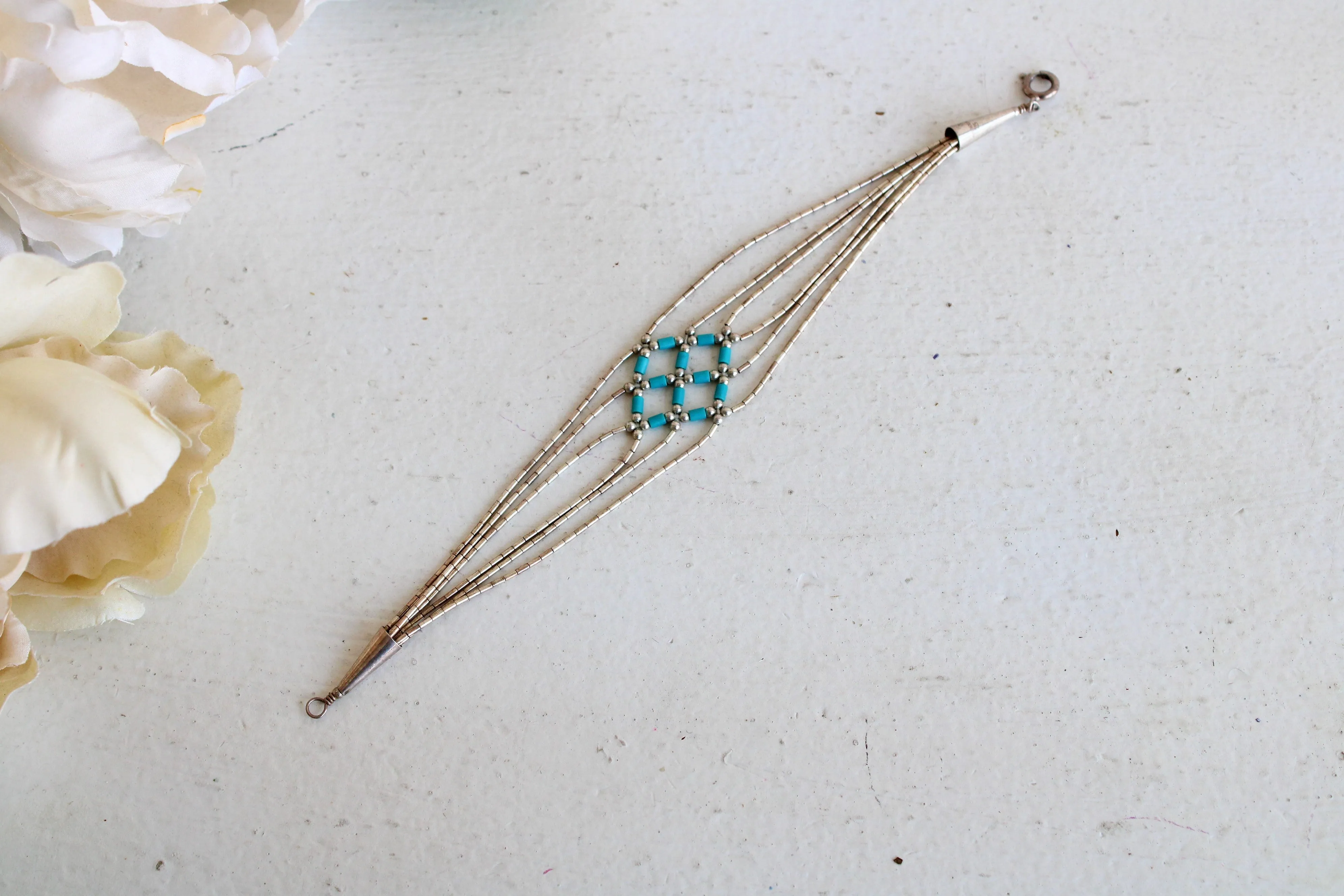Vintage 1980s 1990s Turquoise Beaded Bracelet