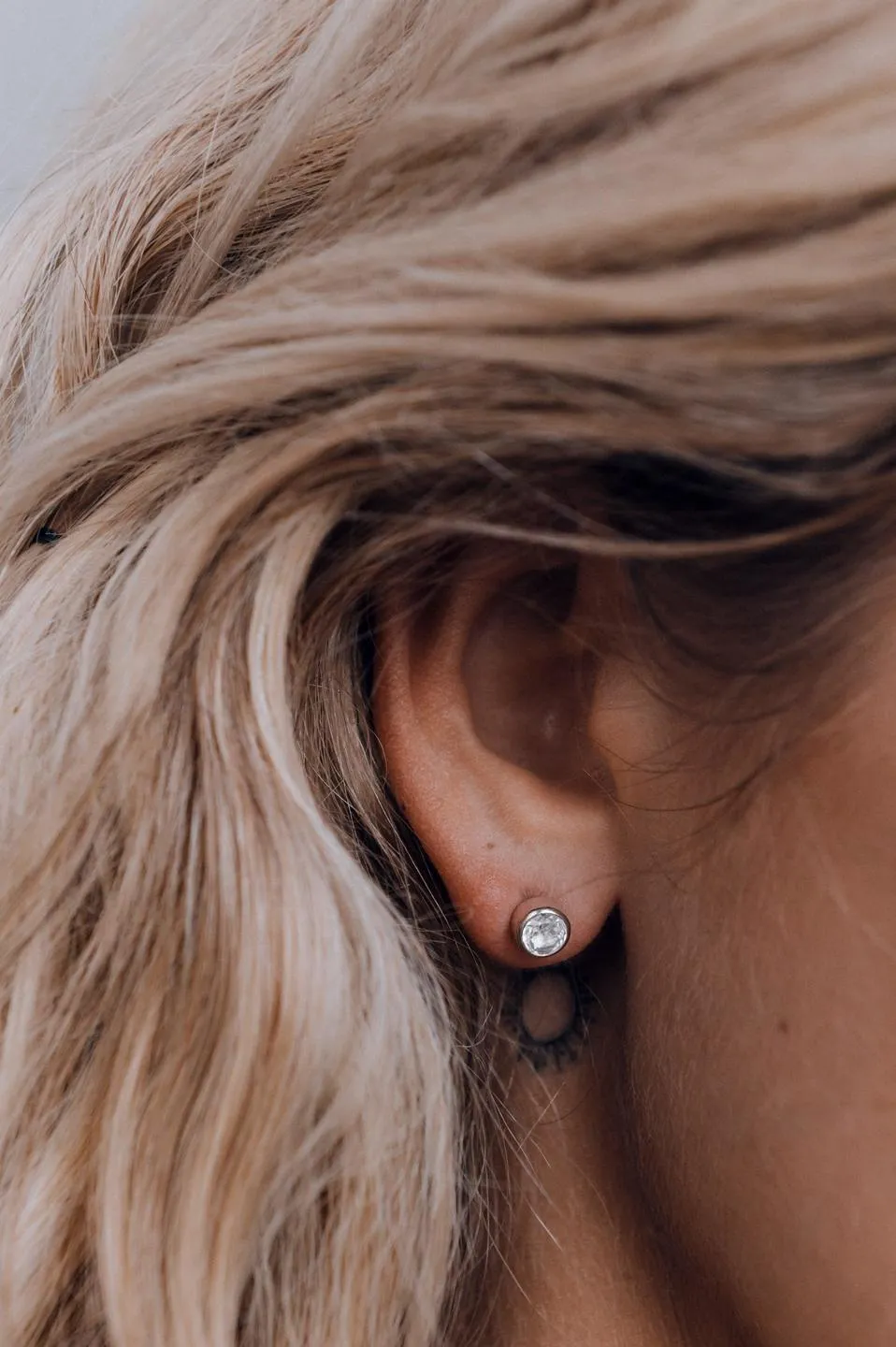 White Zircon Stud Earrings
